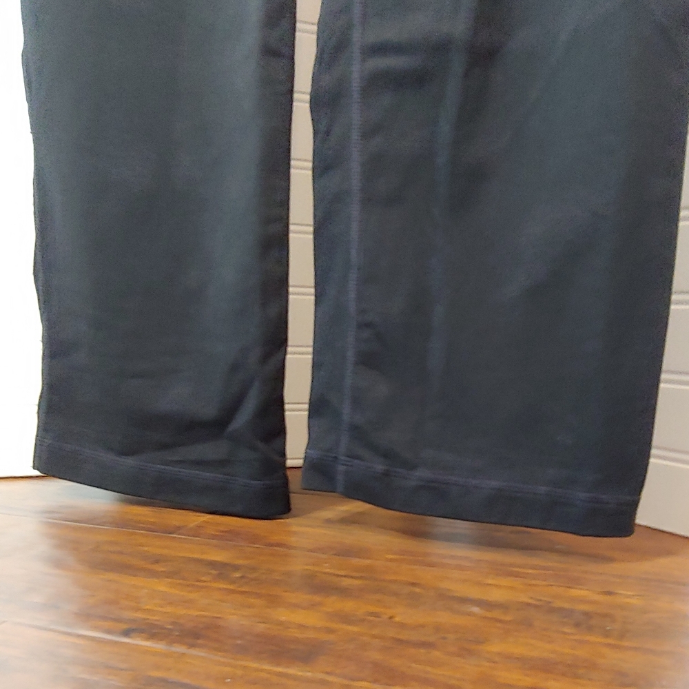 Ideology Athletic Wear Pants - Size M - Picture 4 of 6